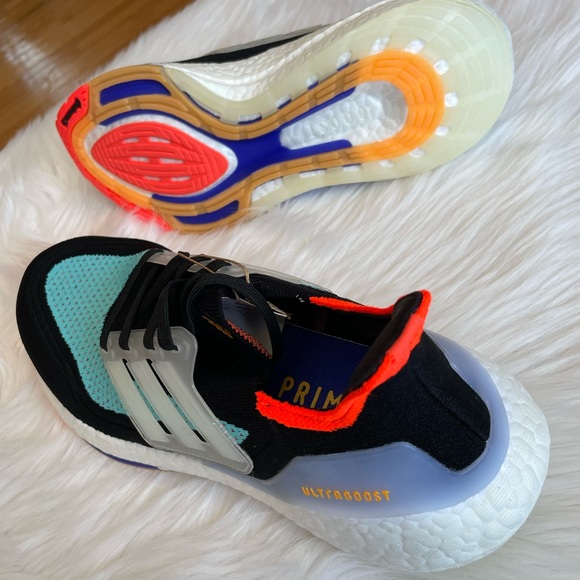 Adidas ultraboost 21 multicolor 9.5 - Picture 2 of 6
